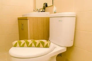 Legok: Comfy Studio At Saveria Bsd City Apartment