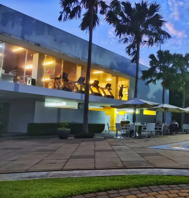 Тангеранг: Hariss Inn Bandara