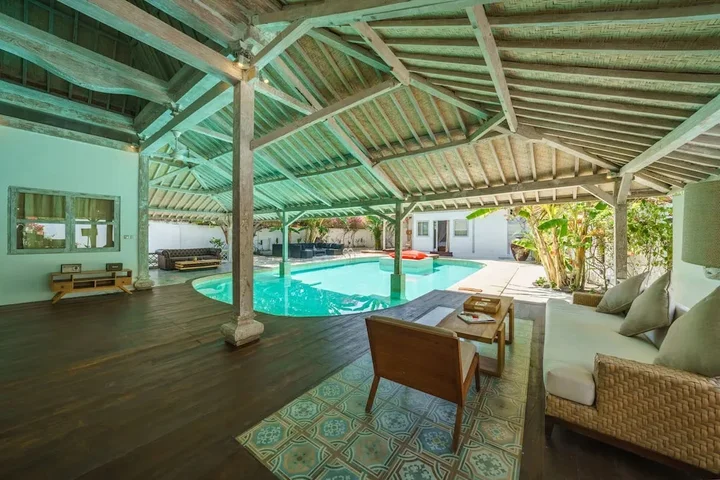 Гили-Мено: Villa Merano