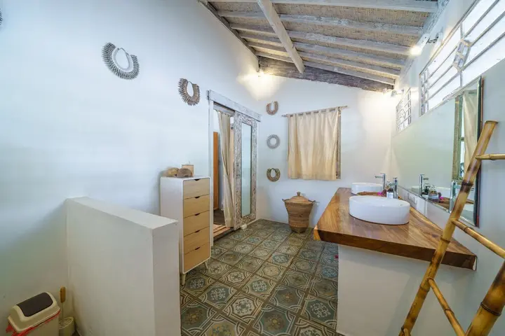 Гили-Мено: Villa Merano