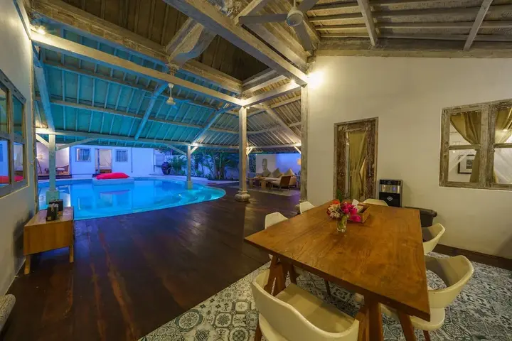 Гили-Мено: Villa Merano