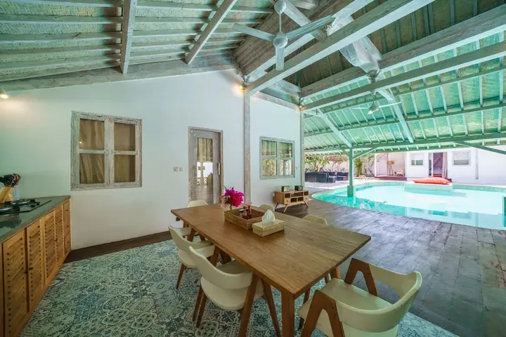 Гили-Мено: Villa Merano