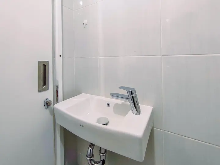 Депок: Elegant And Comfy Studio Barsa City Apartment