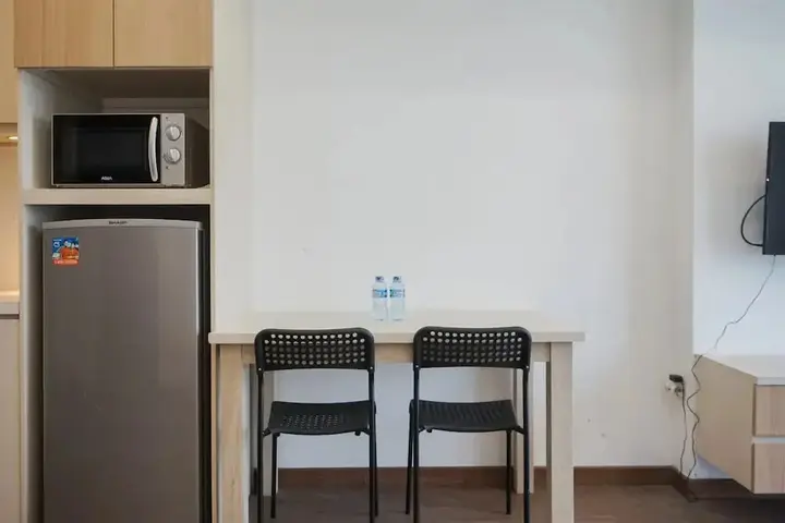 Legok: Nice And Comfort 1Br At Casa De Parco Apartment