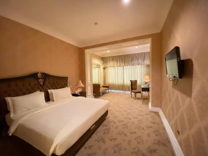 Сурабая: Grand Empire Palace Hotel
