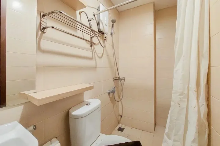 Legok: Comfortable And Stunning Studio Saveria Bsd City Apartment