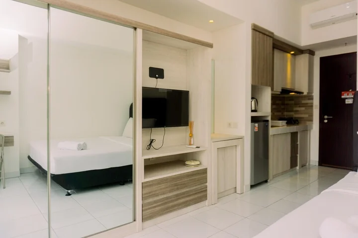 Legok: Elegant And Nice Studio Casa De Parco Apartment Near Ice Bsd