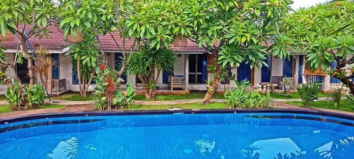 Гили Траванган: Oasis Villas