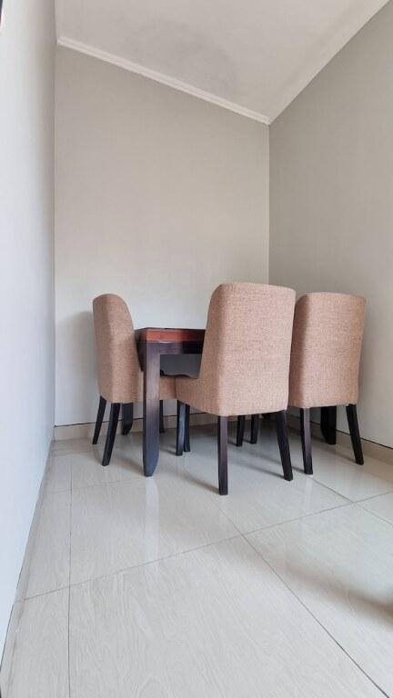 Депок: Oemah Wisata RinginSari