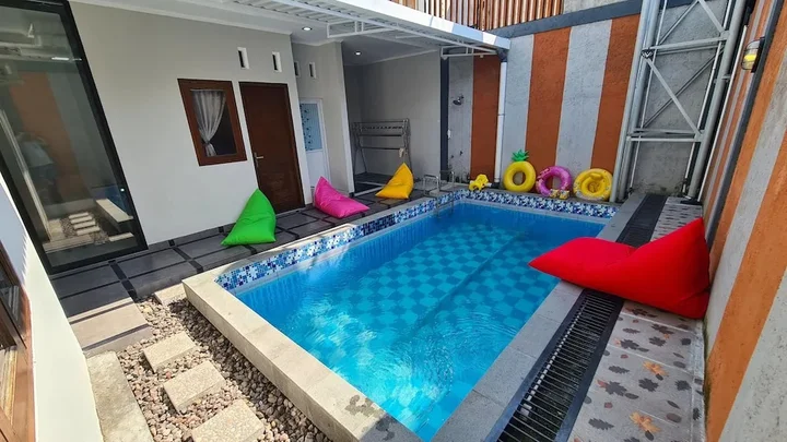 Депок: Oemah Wisata RinginSari