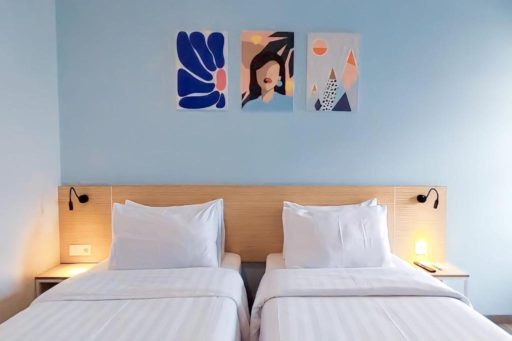 Бандунг: Front One Hotel Pasir Koja Bandung