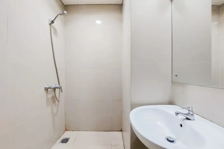Legok: Simply Look Studio At Atria Residences Gading Serpong Apartment