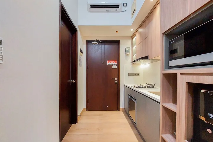 Legok: Simply Look And Comfort Studio Room At Casa De Parco Apartment