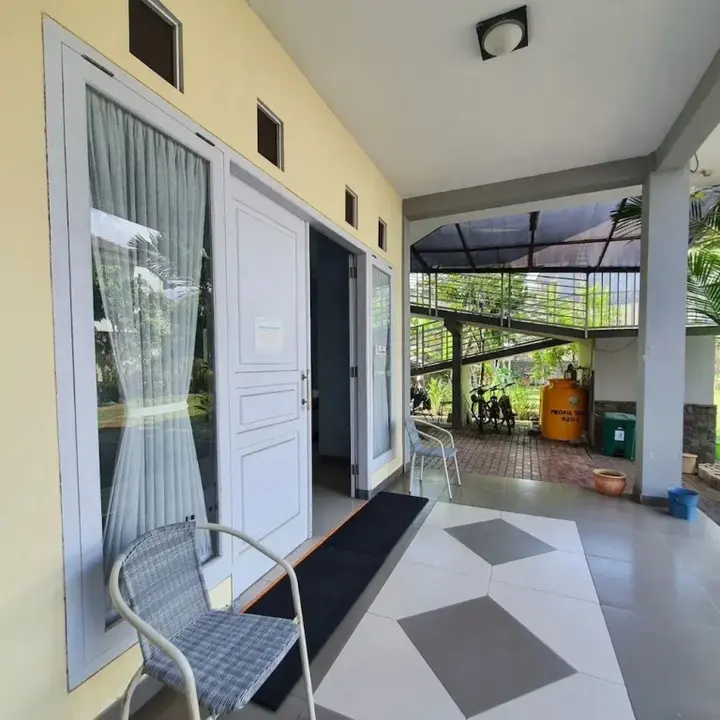 Маланг: Candi Panggung Family Guest House Syariah