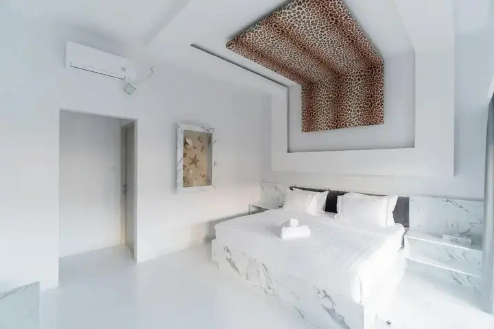 Гили Траванган: sea shell resort