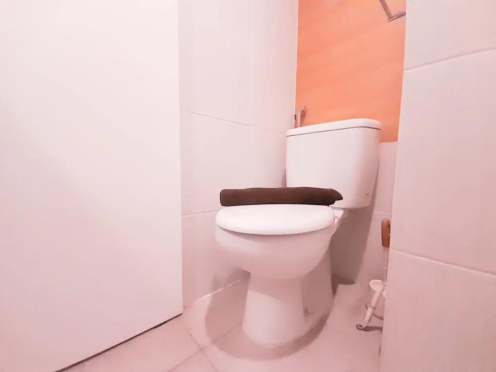 Депок: Elegant And Cozy Studio Barsa City Apartment