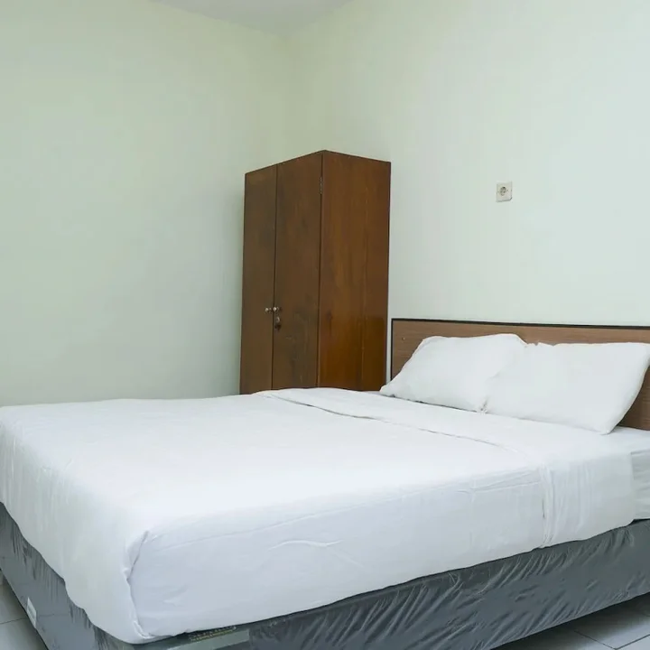 Депок: Djuragan Kamar The Basic