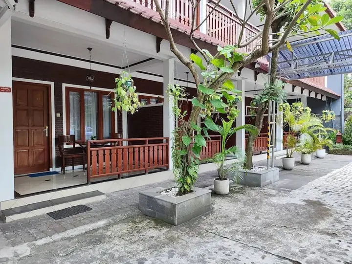 Депок: Paku Mas Yogyakarta