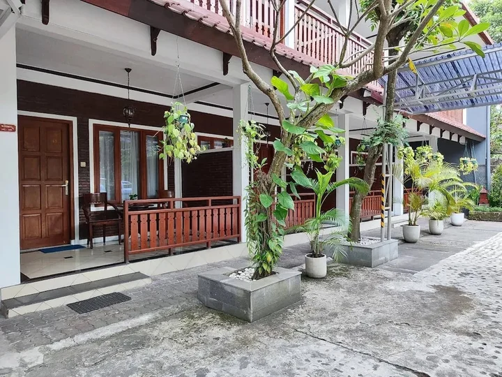 Депок: Paku Mas Yogyakarta