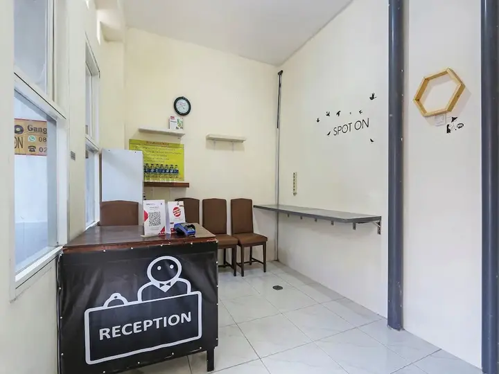 Семаранг: SPOT ON 90780 Gang Tengah Homestay Syariah
