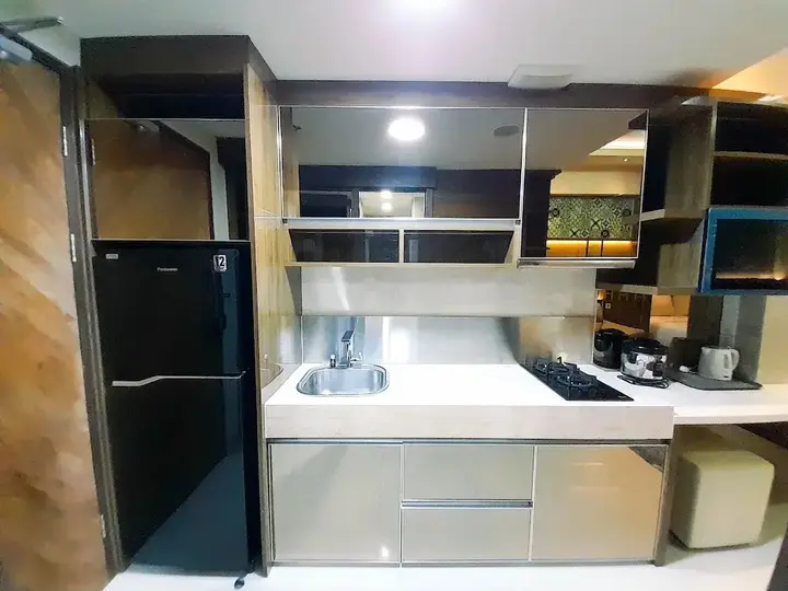 Депок: Cozy Studio Room At Uttara The Icon Apartment