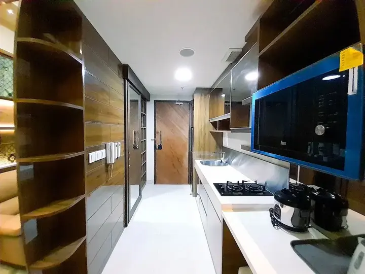 Депок: Cozy Studio Room At Uttara The Icon Apartment