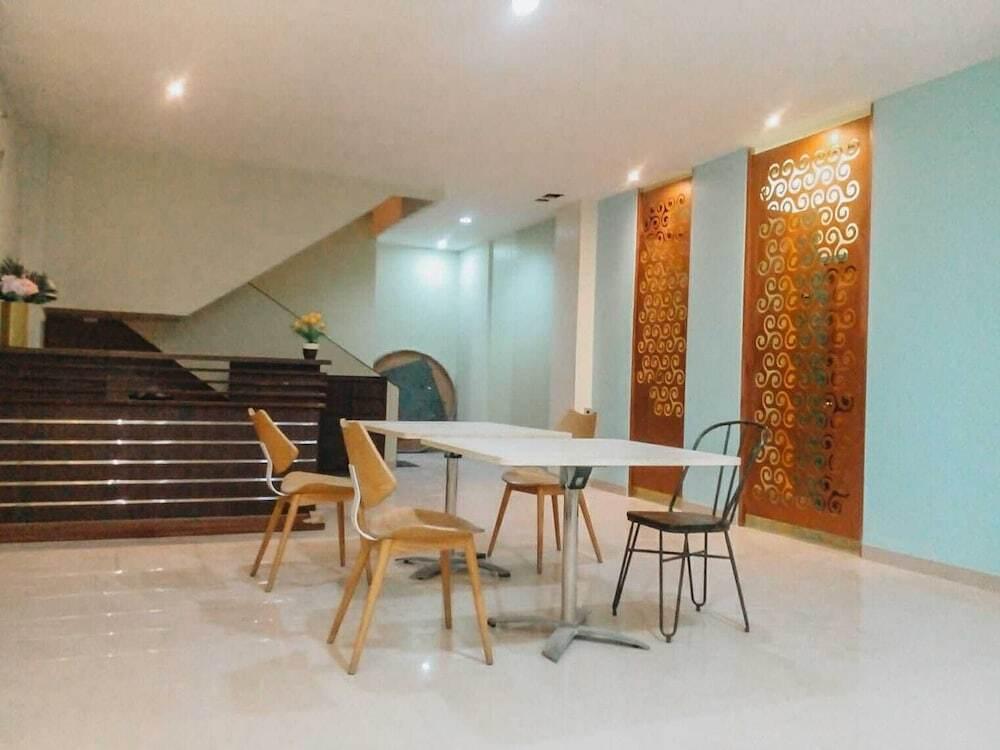 Тангеранг: Capital Hotel