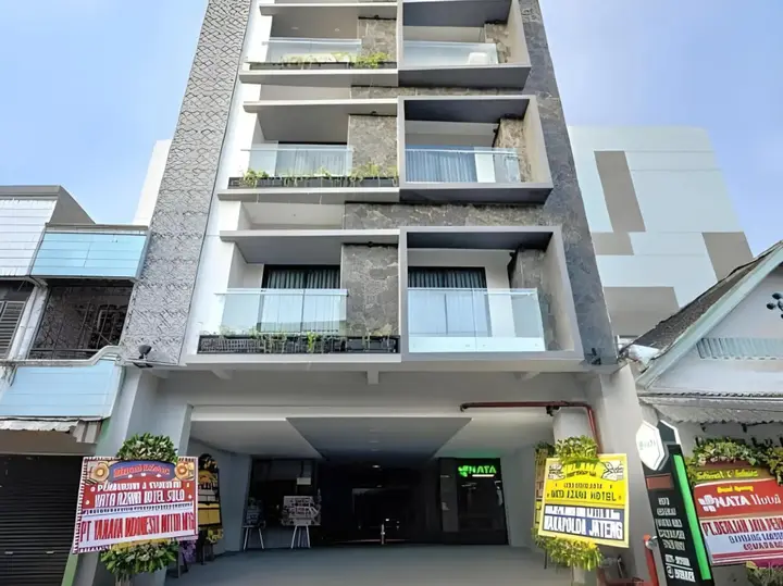 Суракарта: Nata Azana Hotel Solo