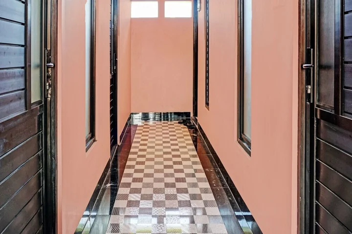 Маланг: OYO Life 92353 Purnama Syariah Guest House