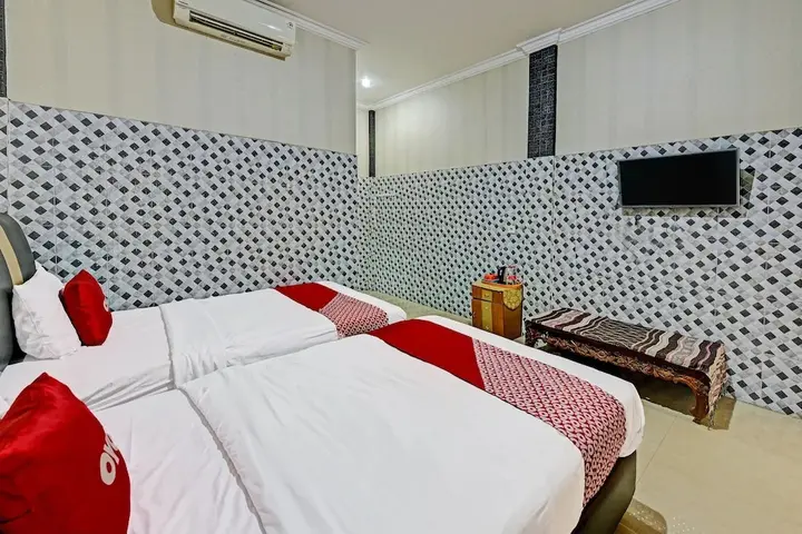 Чилачап: SPOT ON 91376 Hotel Bintang Flores