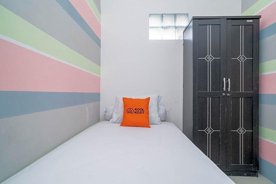 KoolKost Syariah @ Jl Kelapa Dua Raya Tangerang (Minimum Stay 6 Nights) — фото 3