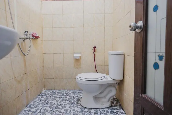 Лива: Hotel & RM Sahabat Utama by RedDoorz