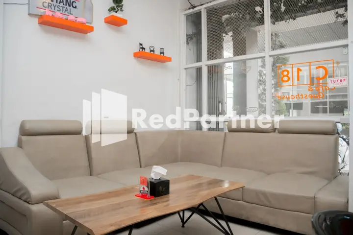 Бандунг: Hotel C18 @ Cibaduyut RedPartner