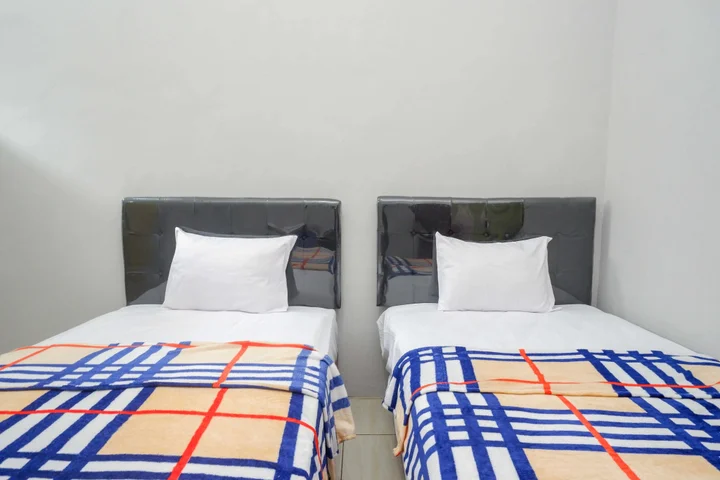 Сукохарджо: RedDoorz near Patung Kuda Solo Baru