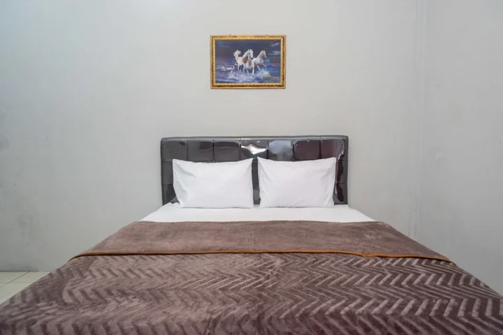Сукохарджо: RedDoorz near Patung Kuda Solo Baru
