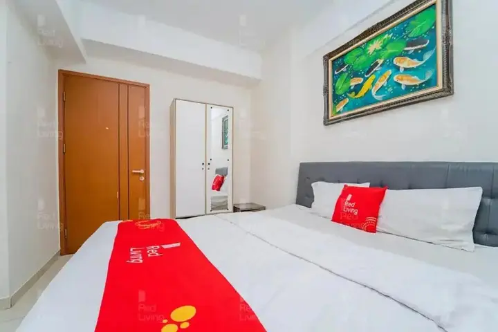 Депок: RedLiving Apartemen Green Lake View Cimanggis - WIN Property