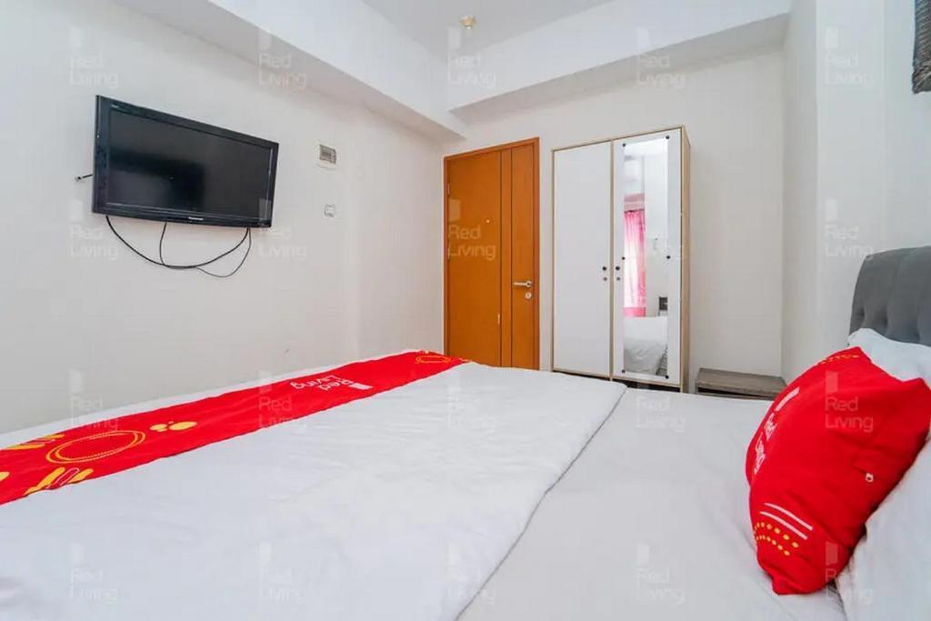 RedLiving Apartemen Green Lake View Cimanggis - WIN Property — фото 4