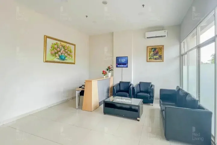 Депок: RedLiving Apartemen Green Lake View Cimanggis - WIN Property