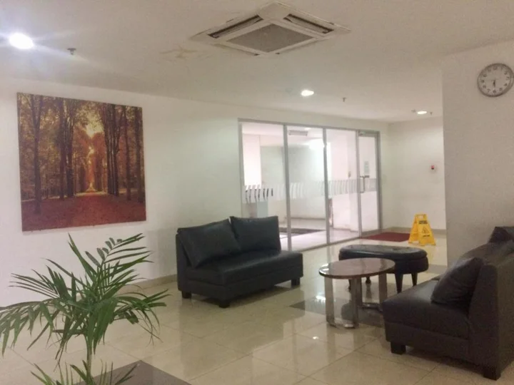 Джакарта: Channel Stay @ Bassura City Apartment