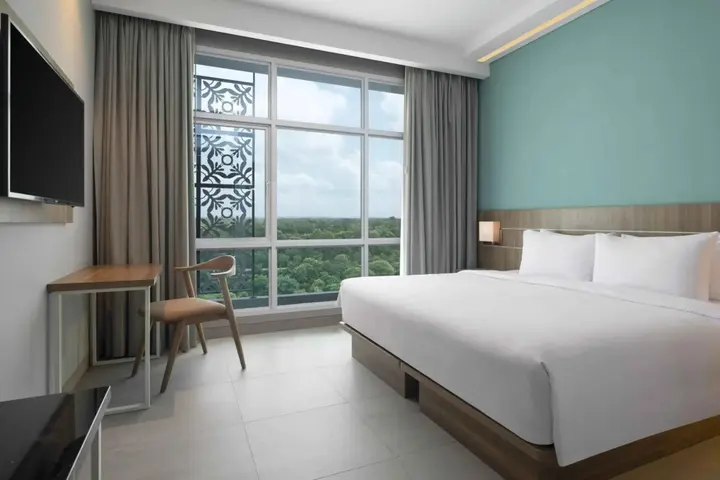 Батуретно: Hotel Santika Gunung Kidul