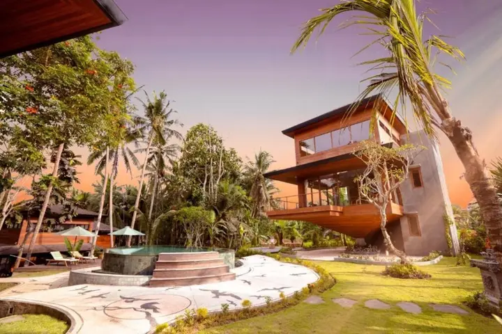 Убуд: Birdhouses Bali Tree Top Living