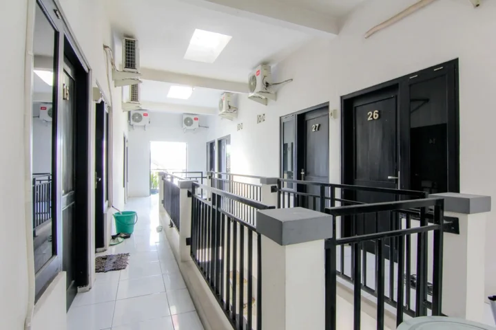 Депок: Jj House Wahid Hasyim by ZUZU