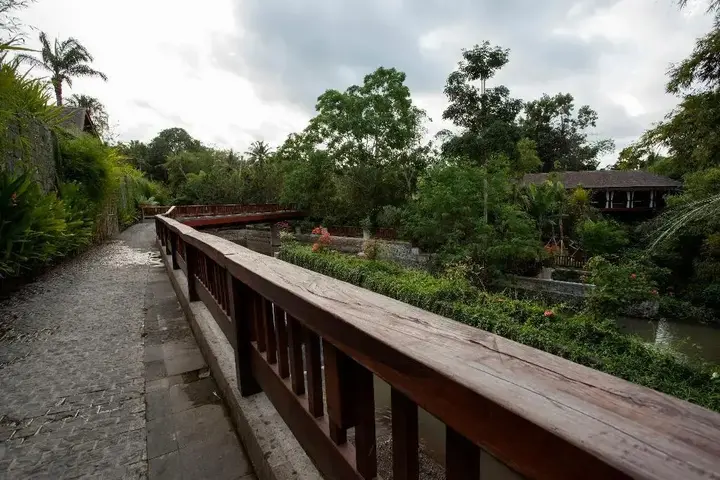 Сукавати: The Sanctoo Villa