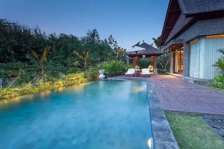 Сукавати: The Sanctoo Villa