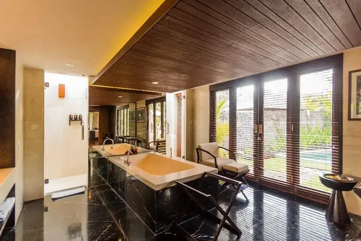 Сукавати: The Sanctoo Villa