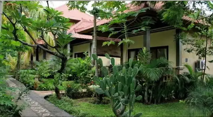 Бунутан: Bali Bhuana Beach Cottages
