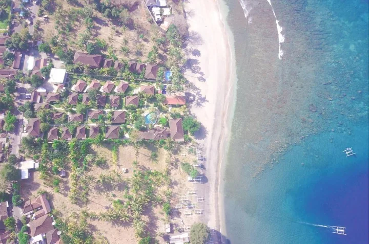 Бунутан: Bali Bhuana Beach Cottages