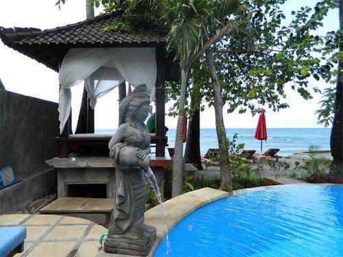 Бунутан: Bali Bhuana Beach Cottages
