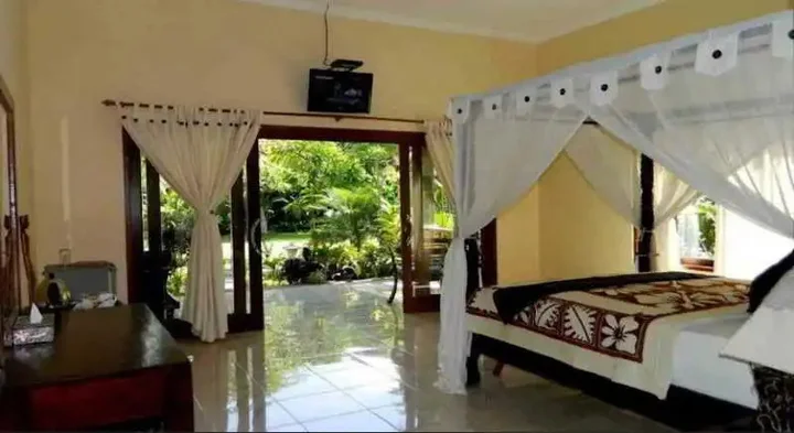 Бунутан: Bali Bhuana Beach Cottages