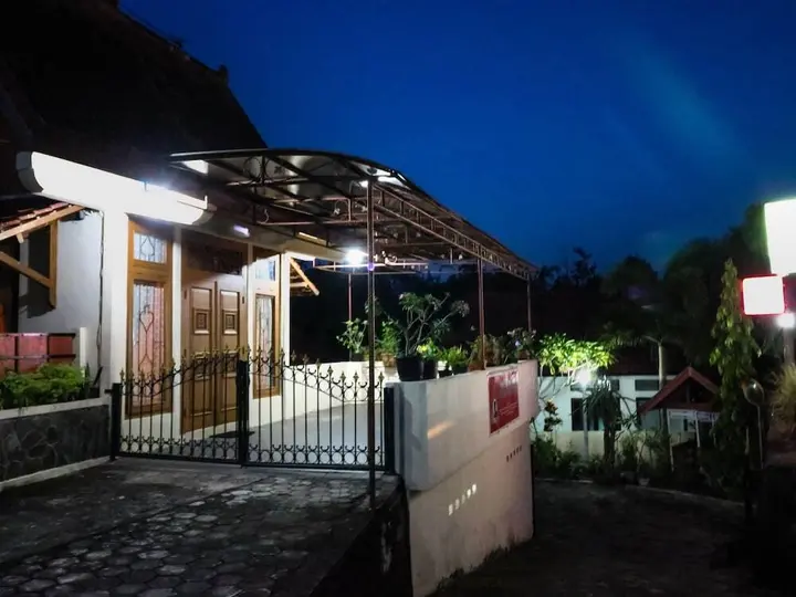 Депок: NIDA Rooms Merpati Smabi Sari Temple